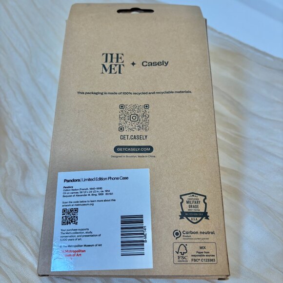 Casely Bold X The Met Limited Series Case iPhone 11 MagSafe NIP - Picture 3 of 8